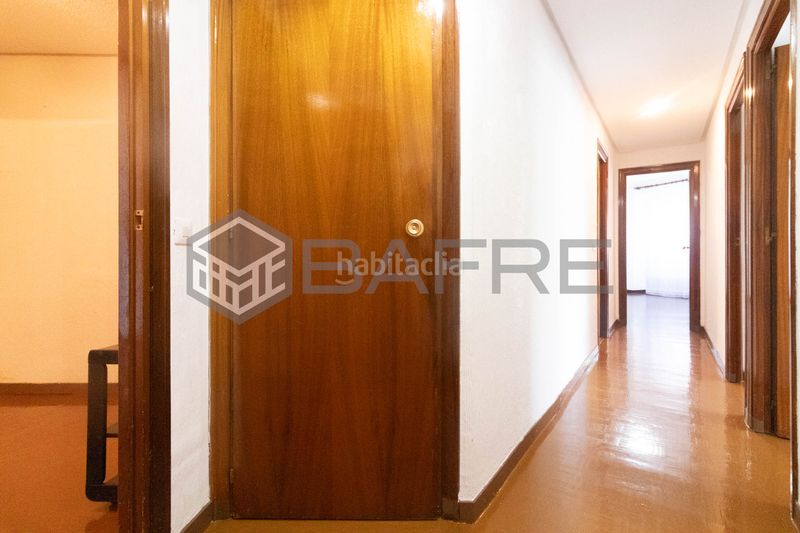Foto 367162e1-1955-4021-bed8-0b2140f69d80. Piso en Adelfas Madrid