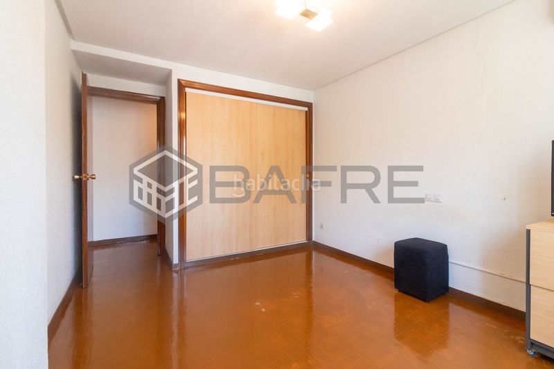 Foto 574b5861-c08e-4e75-890a-ce74e74acc32. Piso en Adelfas Madrid