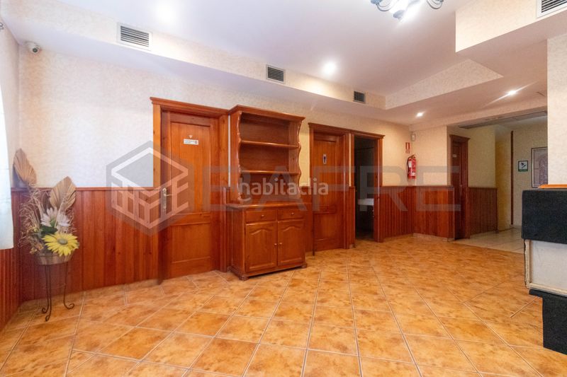 Foto 1d87f452-f100-4ef8-a2b7-e0bdbc6489cb. Miete geschäftsraum in Las Castañeras - Bulevar Arroyomolinos