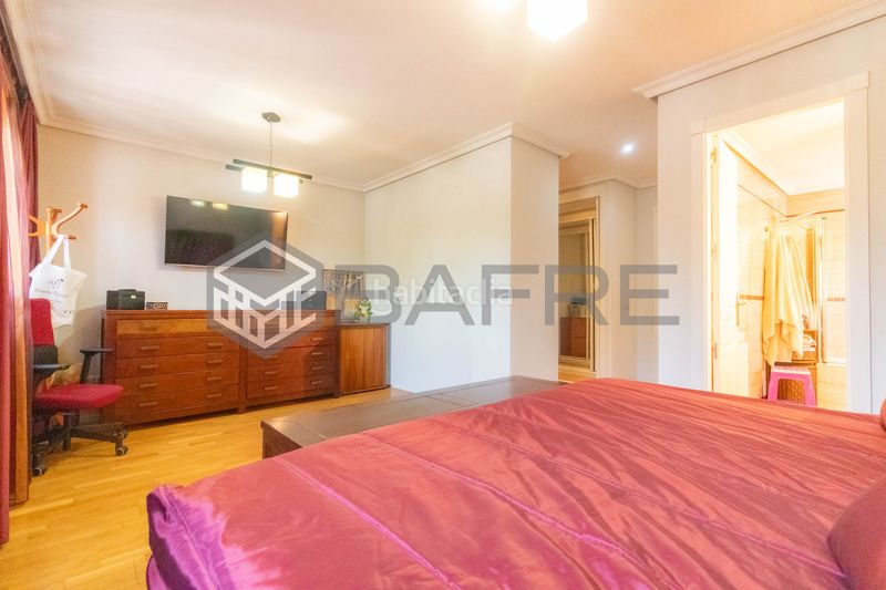 Foto ab8b30e3-5fe3-4abd-88f1-d73ddbec0789. Casa amb calefacció piscina a Perales del Río Getafe
