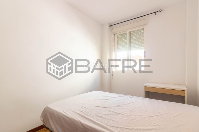 Foto 56f227c8-da73-47a9-9807-e83e4ac17e55. Piso en Palomeras Bajas Madrid
