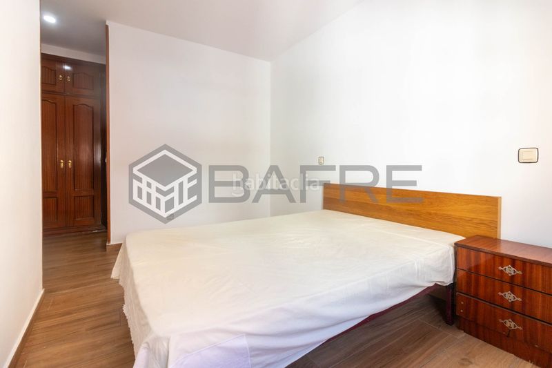 Foto 5c019a11-5a64-4af0-b409-1ea0c8ef1cef. Piso en Palomeras Bajas Madrid