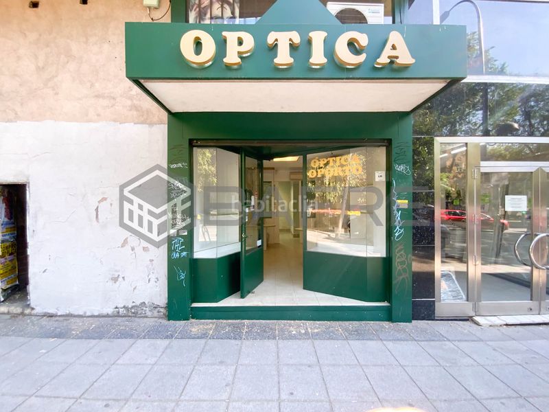 Foto af41c2c8-e065-4078-9839-e70eafe5cfe6. Local comercial a Opañel Madrid