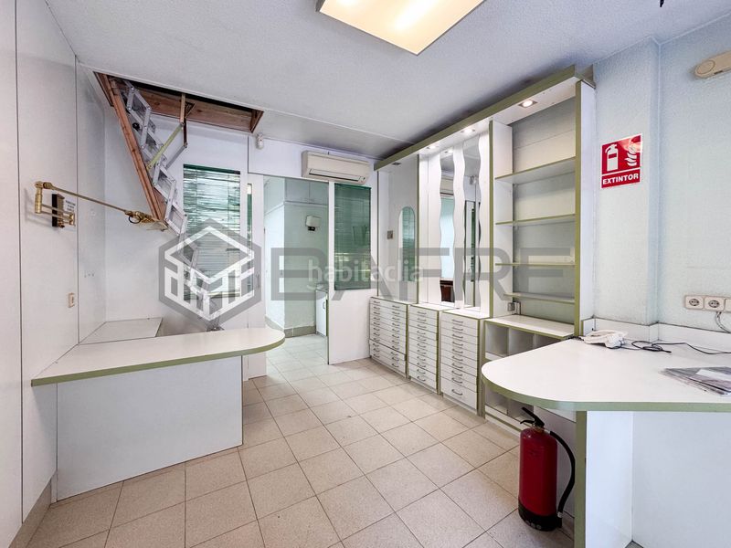 Foto c315448b-2eac-441f-9b75-4ee58e402999. Local comercial a Opañel Madrid