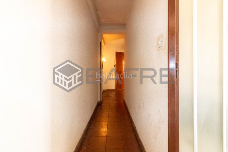 Foto dc83e353-b593-4691-9e00-1c92ed93ff6d. Piso en Valdeacederas Madrid