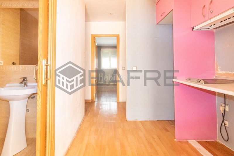 Foto 69662750-f16f-4347-b2d1-fb64958288e4. Piso en Zofío Madrid