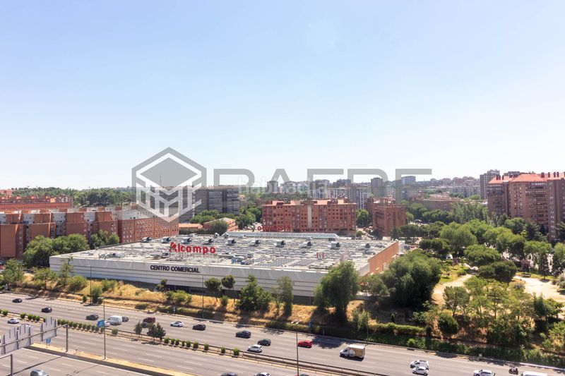 Foto 8279852e-883d-462c-bdae-43a64fcc197a. Piso en Estrella Madrid
