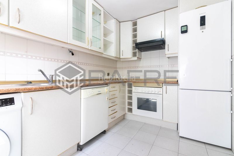 Foto acde6224-fbc3-43df-9226-69edace192df. Pis a Pradolongo Madrid