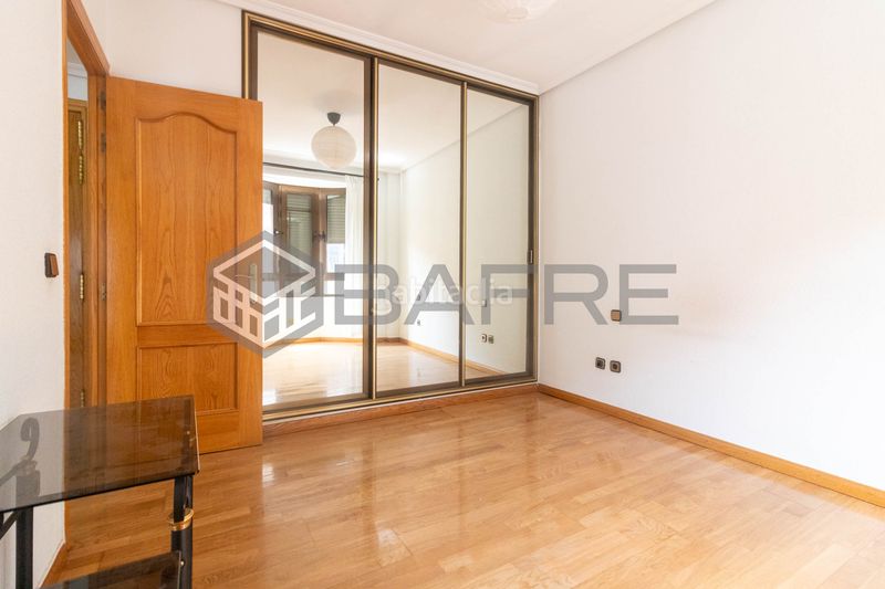 Foto 00a75abe-e6a5-4870-a0dc-9b7820e6f9a0. Piso en Pradolongo Madrid
