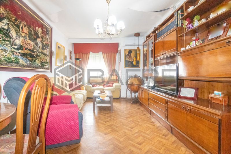 Foto 1d2dfda4-6d0c-423d-87c0-573a58c736a9. Piso en Aluche Madrid