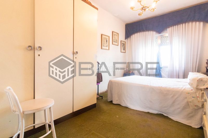 Foto 2674d861-6c66-4856-adf6-4bc67f192621. Piso en Aluche Madrid