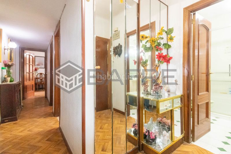 Foto 731a4d61-d130-4a56-9771-1cd1e7d8a614. Piso en Aluche Madrid