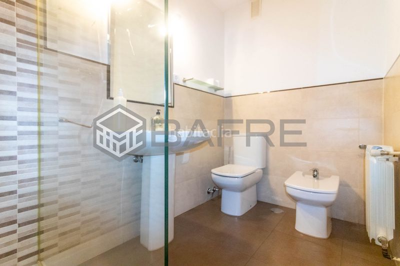 Foto dba7d5f2-d94f-474c-9f79-a250042c00bd. Piso en Castillejos-Cuzco Madrid