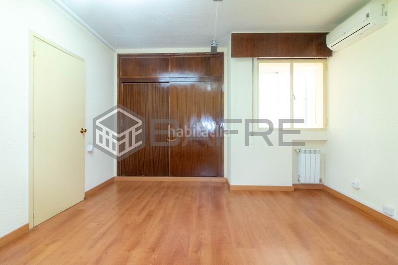 Foto fd10b6a3-d8d5-4381-ba32-1ef4c5d923e9. Piso en Castillejos-Cuzco Madrid
