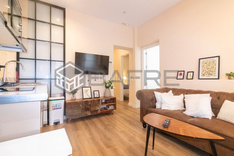 Foto a3cdc20e-76ad-40fe-9b43-8150758499fb. Piso en Palacio Madrid
