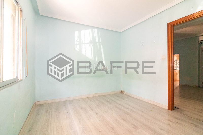 Foto 881bed59-4bd4-4b7c-b925-3fabda17f800. Pis a Villaverde Alto Madrid
