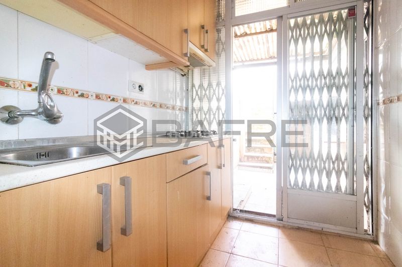 Foto e4490459-6b8f-4d0c-a917-2089a3501138. Pis a Villaverde Alto Madrid