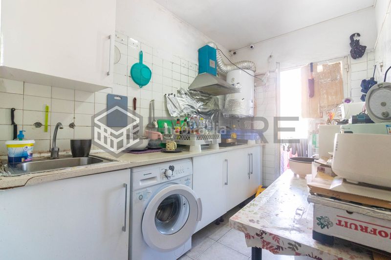 Foto 54af3d17-8053-4c9e-8036-da302d270c8e. Pis a Almendrales Madrid