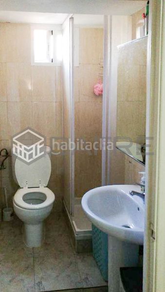 Foto 0bf51d53-bbaa-4c46-b086-ed015f783843. Edificio in La Fortuna Leganés