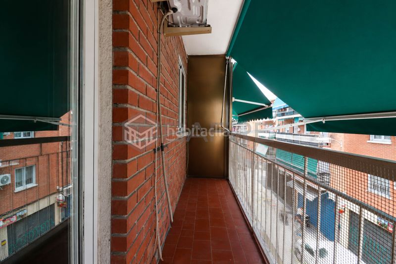 Foto 4b5f5d32-a8a3-41f8-9ae0-6b473e0b458a. Piso en Pradolongo Madrid
