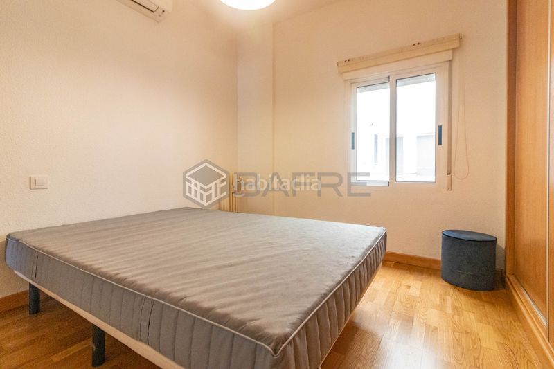 Foto 51e55110-22ae-4e46-9023-d8271f3d3a9e. Pis amb calefacció a Adelfas Madrid