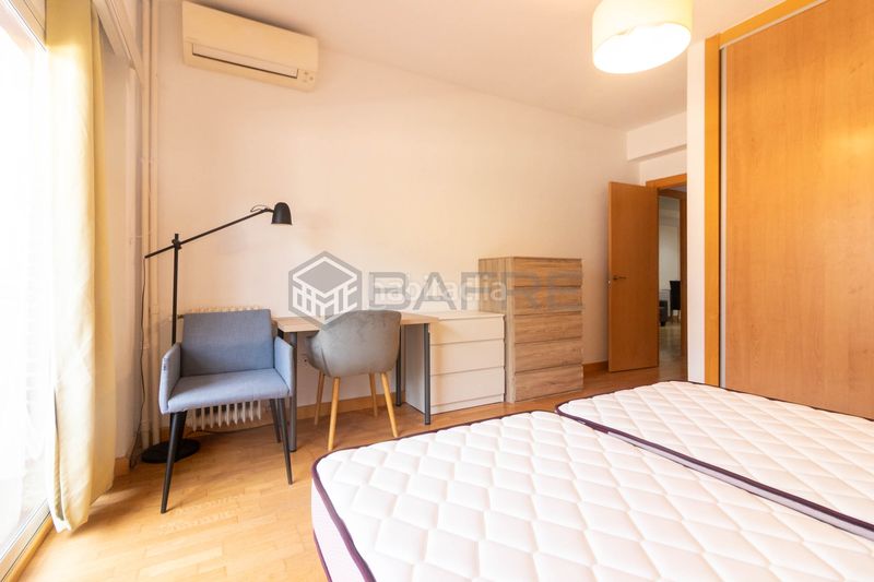 Foto d9e8c838-b8f4-48c4-a409-4c263f4373e5. Pis amb calefacció a Adelfas Madrid
