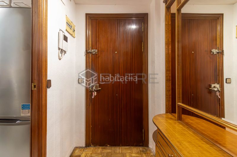 Foto 3c02db3a-da5f-4100-8c94-91fdf3e57e79. Piso en Opañel Madrid
