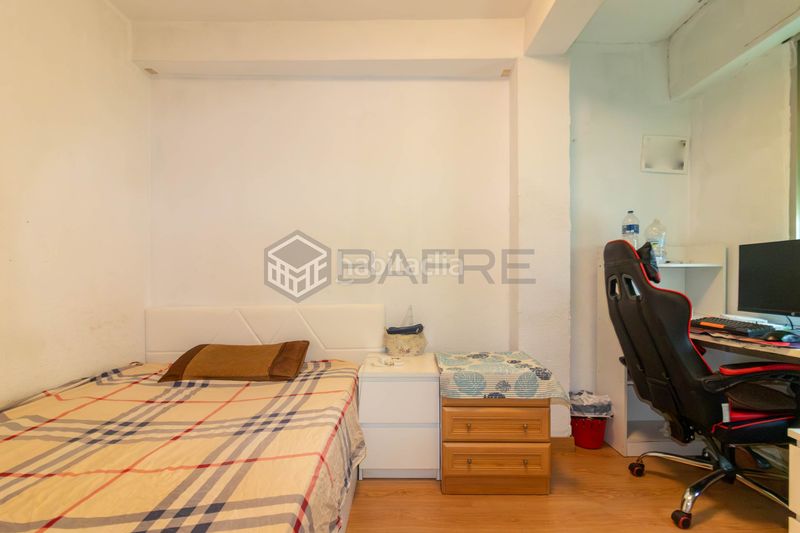 Foto bd2c034a-49e9-4c07-af43-1e2dd674d255. Piso en Opañel Madrid