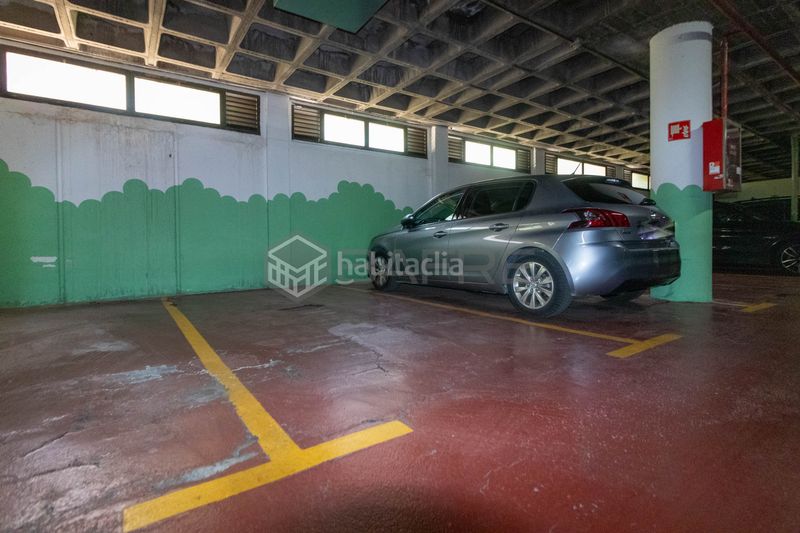 Foto 1f8143f6-cf8e-4992-a235-3d96d9cbb127. Piso en Pacífico Madrid
