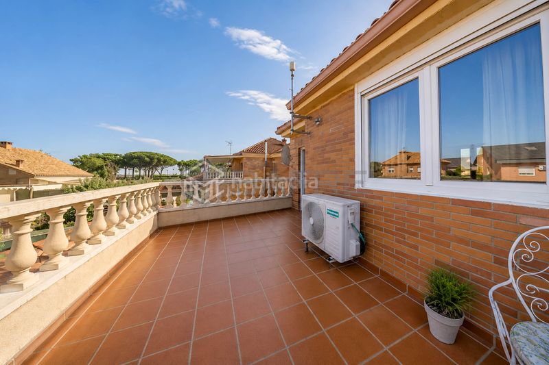 Foto 5c3ff76c-8ebe-4aa3-b329-c8a12287da08. Casa amb piscina a Serranillos del Valle