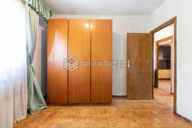 Foto 31356115-fbc8-4093-a519-4414be6e9604. Piso en Pavones Madrid