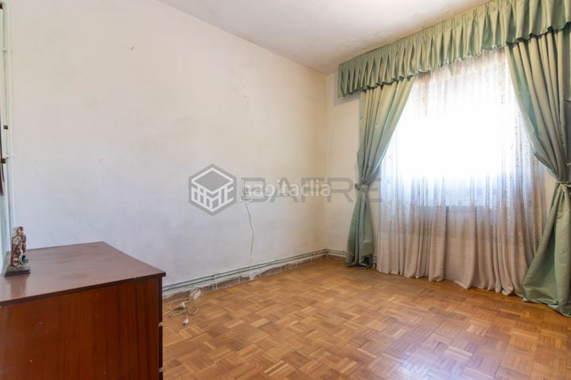 Foto 3815d6d7-1850-459d-94f9-b5dfa0c9930b. Piso en Pavones Madrid
