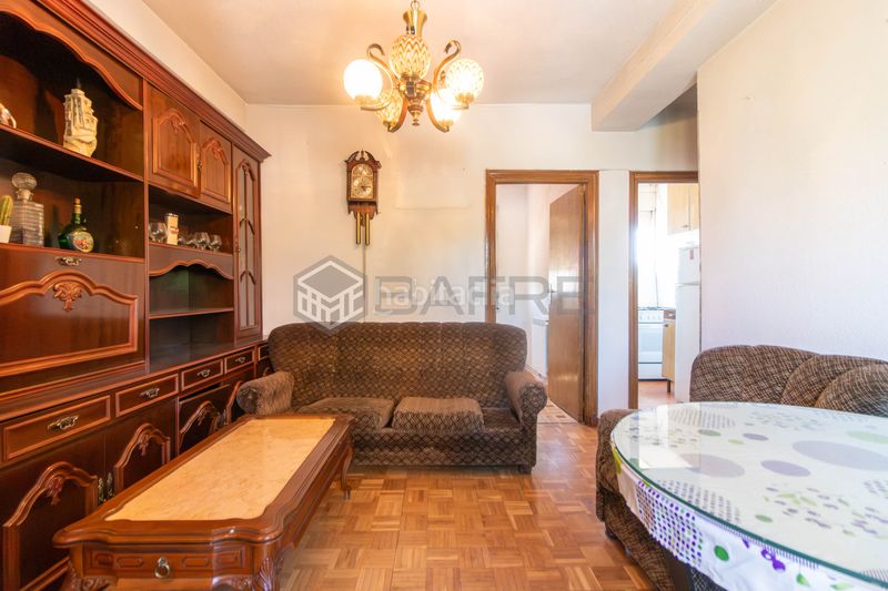 Foto 6954c8bb-f134-4c2b-b847-077c23f43f2f. Piso en Pavones Madrid