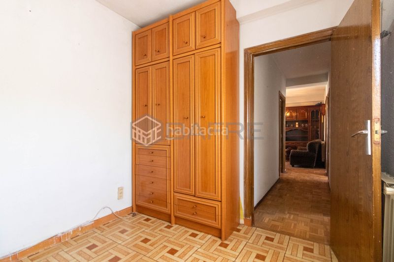 Foto d53012eb-b57c-4866-8a70-83c10aecec27. Piso en Pavones Madrid