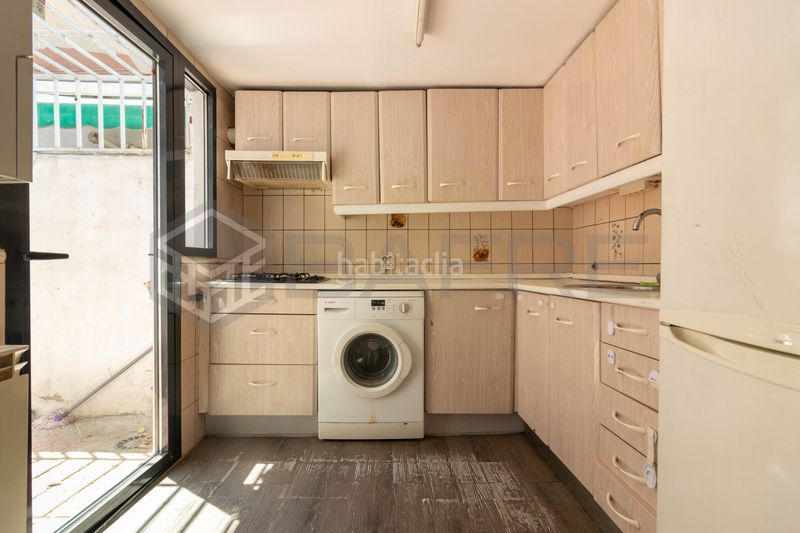 Foto 0d02c8c7-0c6d-49f4-99f7-ba31dd680a25. Casa amb calefacció a San Fermín Madrid