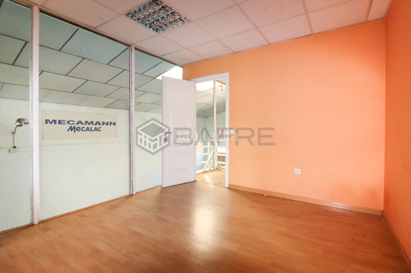 Foto 827fc393-b015-4ed4-82a7-e75a7cb1b327. Affitto locale commerciale in Montserrat-Parque Empresarial San Fernando de Henares