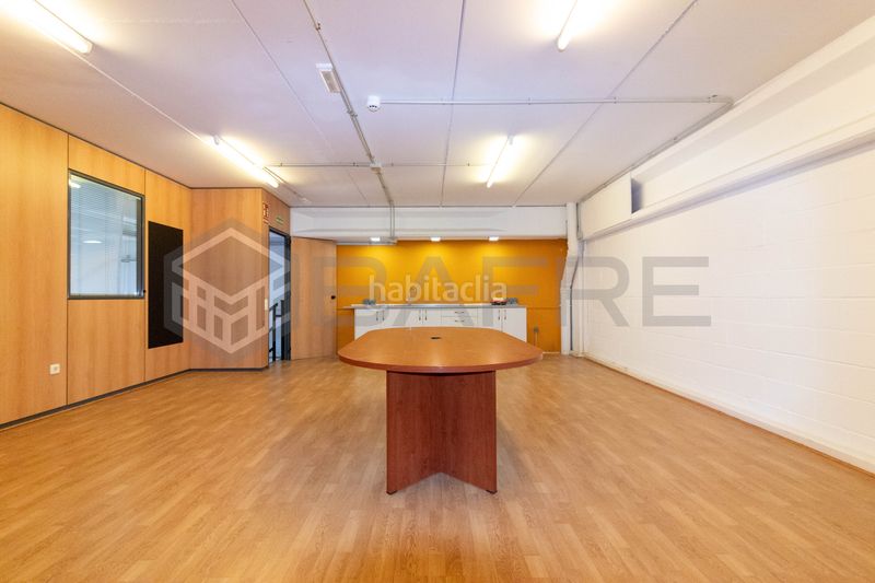 Foto 3f2f8752-3549-4bf6-8799-71d677576150. Affitto locale commerciale in Montserrat-Parque Empresarial San Fernando de Henares