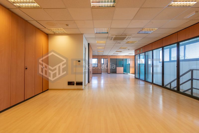 Foto 4e865fc0-af0a-4255-93f2-6bd9313f10ae. Affitto locale commerciale in Montserrat-Parque Empresarial San Fernando de Henares