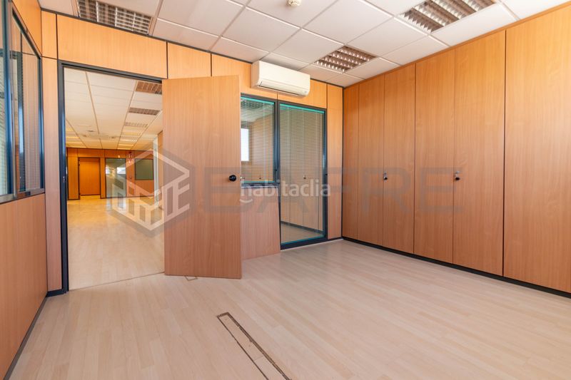 Foto 6008f0ac-80aa-451e-ada2-2f4653aed9bc. Affitto locale commerciale in Montserrat-Parque Empresarial San Fernando de Henares