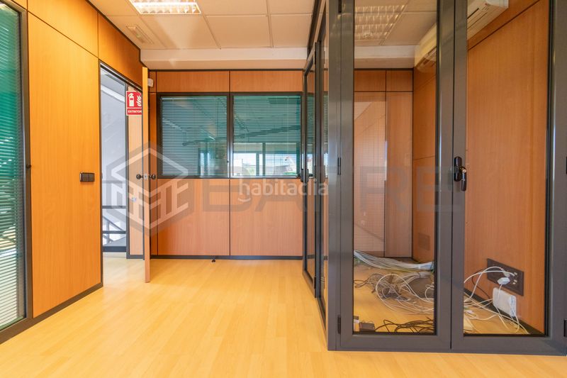Foto d17aa5d7-a556-46b3-a9a5-4d3b567ac7bf. Affitto locale commerciale in Montserrat-Parque Empresarial San Fernando de Henares