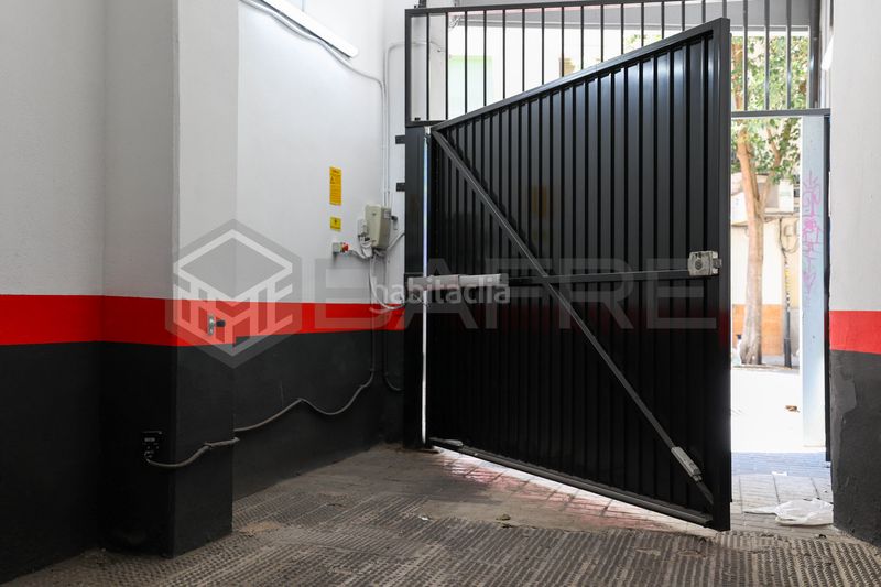 Foto 0347a90c-2884-4d19-bf40-cfd07859c227. Aparcament cotxe a Trafalgar Madrid