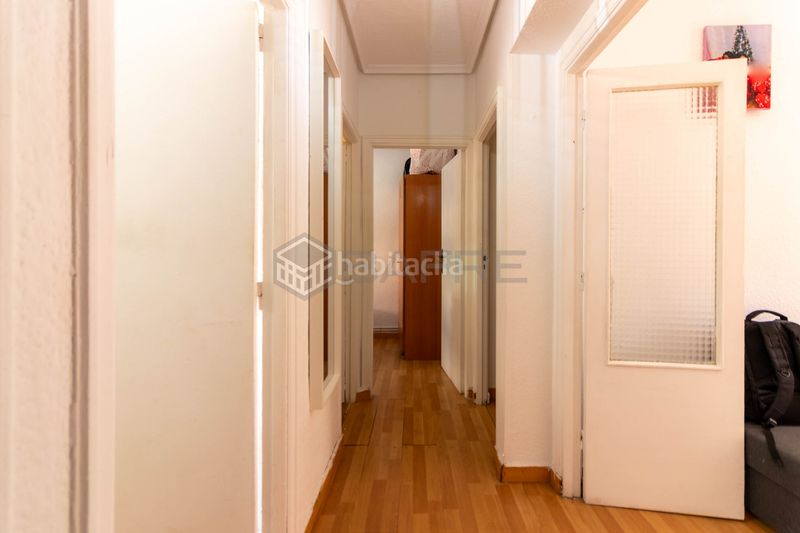Foto a607bbd4-b886-4886-8dfe-e16d8c60e891. Piso en Aluche Madrid