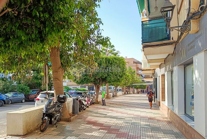 Foto 1873d98e-d007-47b0-9ae8-622adc8de649. Local comercial a Playa del Rincón Rincón de la Victoria