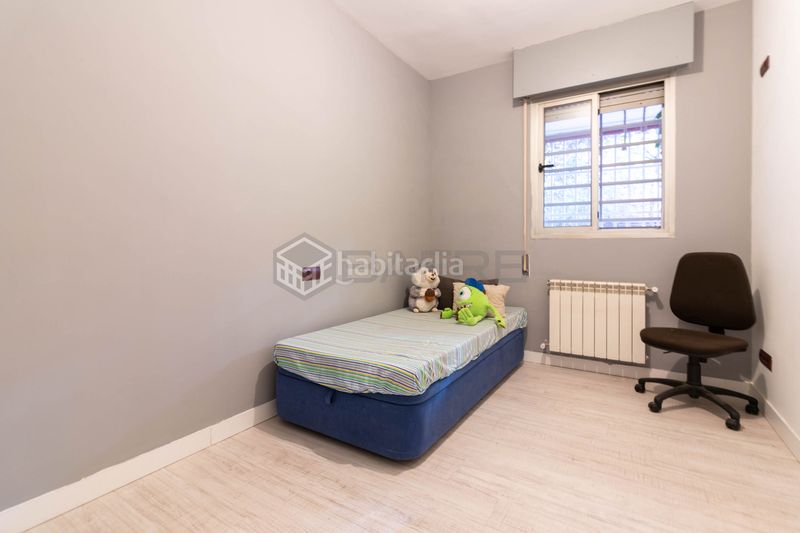 Foto 6f63cdbf-e4b5-46a5-8a39-28dfb20ca2bd. Piso en Portazgo Madrid