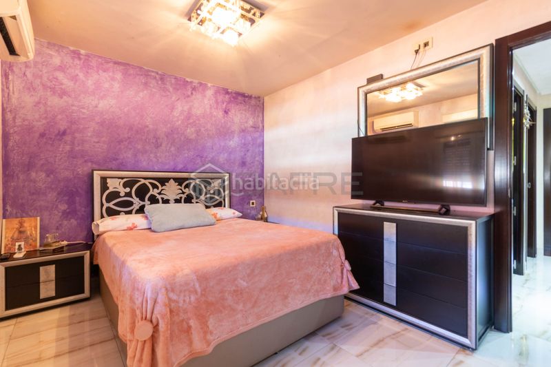 Foto 59d760d5-5225-4382-b2dd-312c4a8a0172. Casa amb calefacció piscina a Orcasitas Madrid