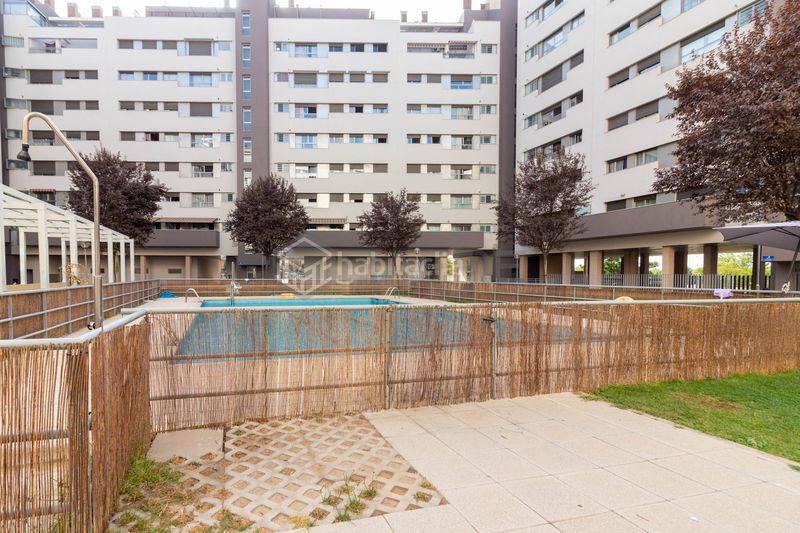 Foto 2a53c1fe-dbb8-4968-b060-b13be6faa2df. Pis amb calefacció aparcament piscina a Ensanche de Vallecas-La Gavia Madrid