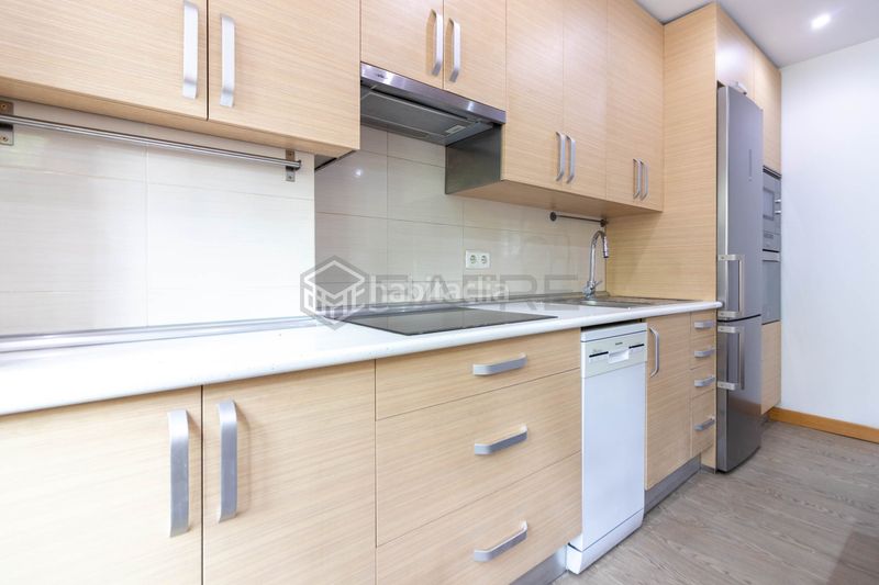 Foto 14cb7fc1-dd80-4b08-a81c-a6d94fb98b31. Rent flat with heating in Chopera Madrid
