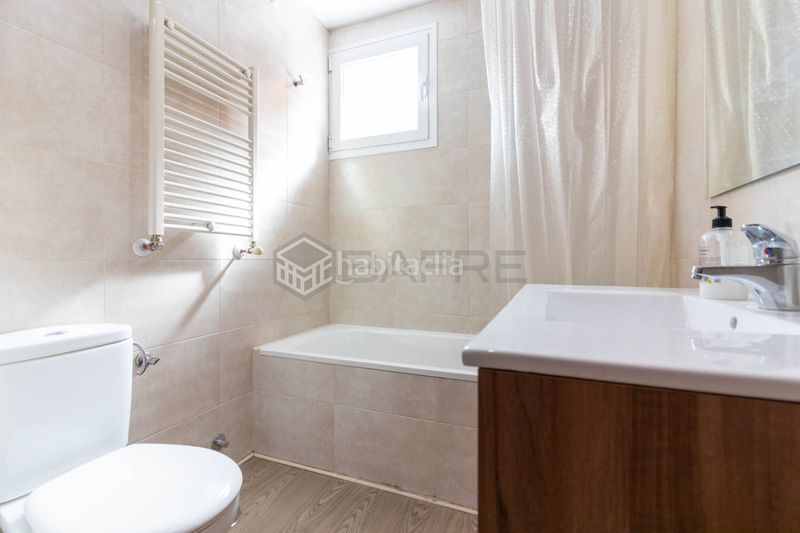 Foto d15ab29d-11a8-4264-be80-4a111aa5af44. Rent flat with heating in Chopera Madrid