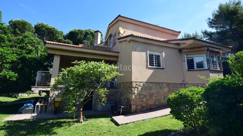 Foto 1dc73a9f-d1f7-41a3-a8e1-0e3141076538. Chalet  independiente en urbanización El Bosque. en Villaviciosa de Odón