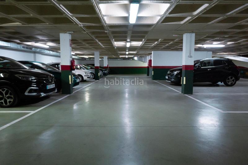 Foto 795affcd-0391-4e0a-b122-4c247b98b0d7. Parking coche 41 plazas de garaje zona garcia noblejas. en Madrid